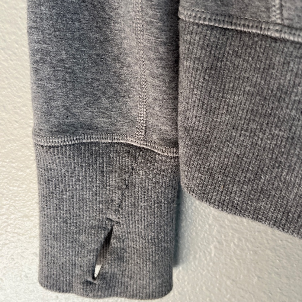 🍋Lululemon Soft Hooded Vented Jacket - Picture 5 of 10